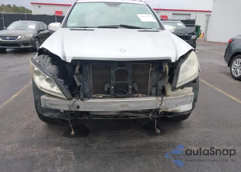 2009 Mercedes-Benz Gl 450 4Matic z USA, uszkodzony, nr VIN 4JGBF71E59A452393